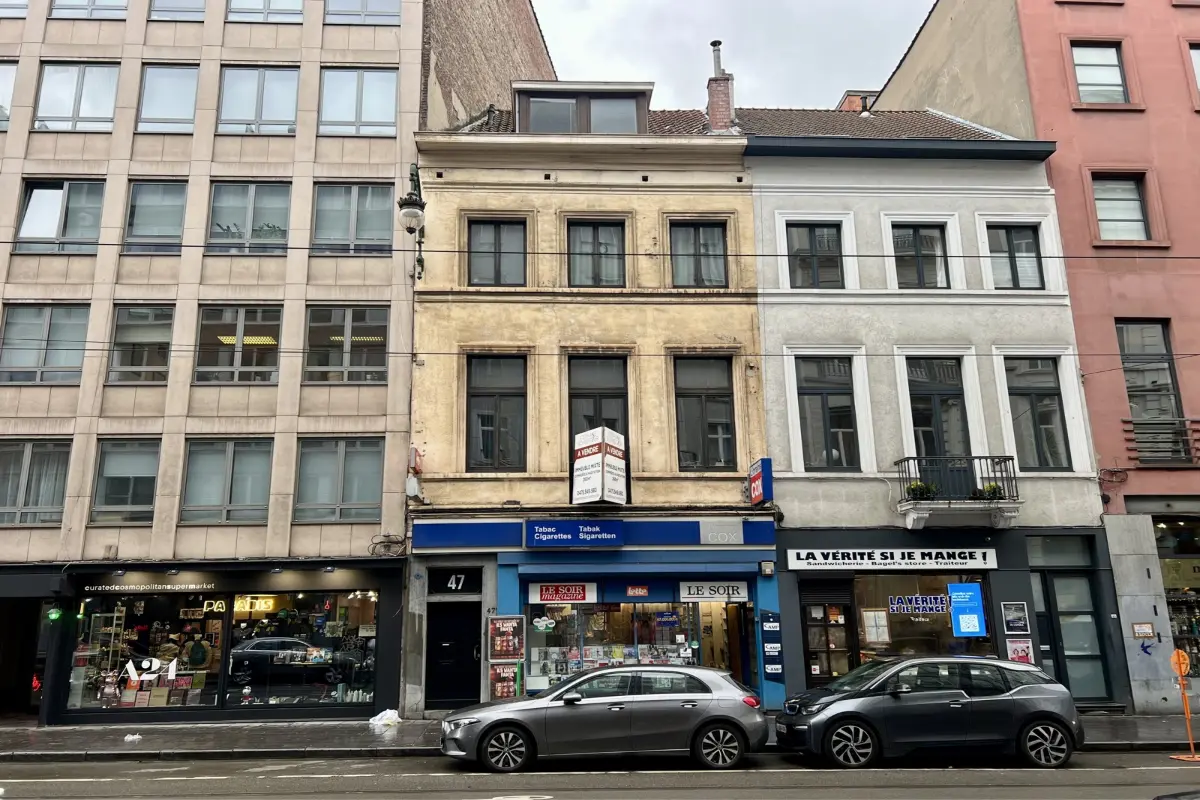 Appartementsgebouw te  koop in Sint-Gillis 1060 869000.00€ 5 slaapkamers 252.00m² - Zoekertje 584653