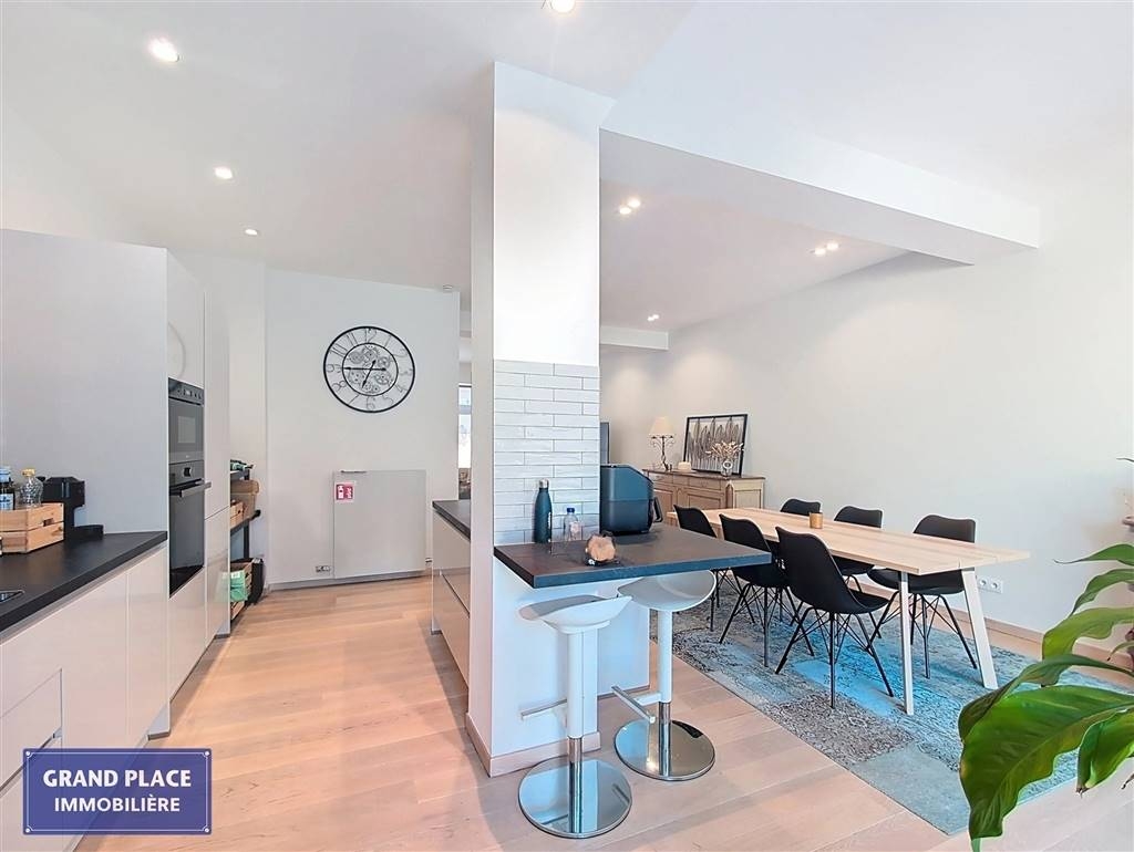Maison à vendre à Woluwe-Saint-Lambert 1200 990000.00€ 4 chambres 240.00m² - annonce 585527
