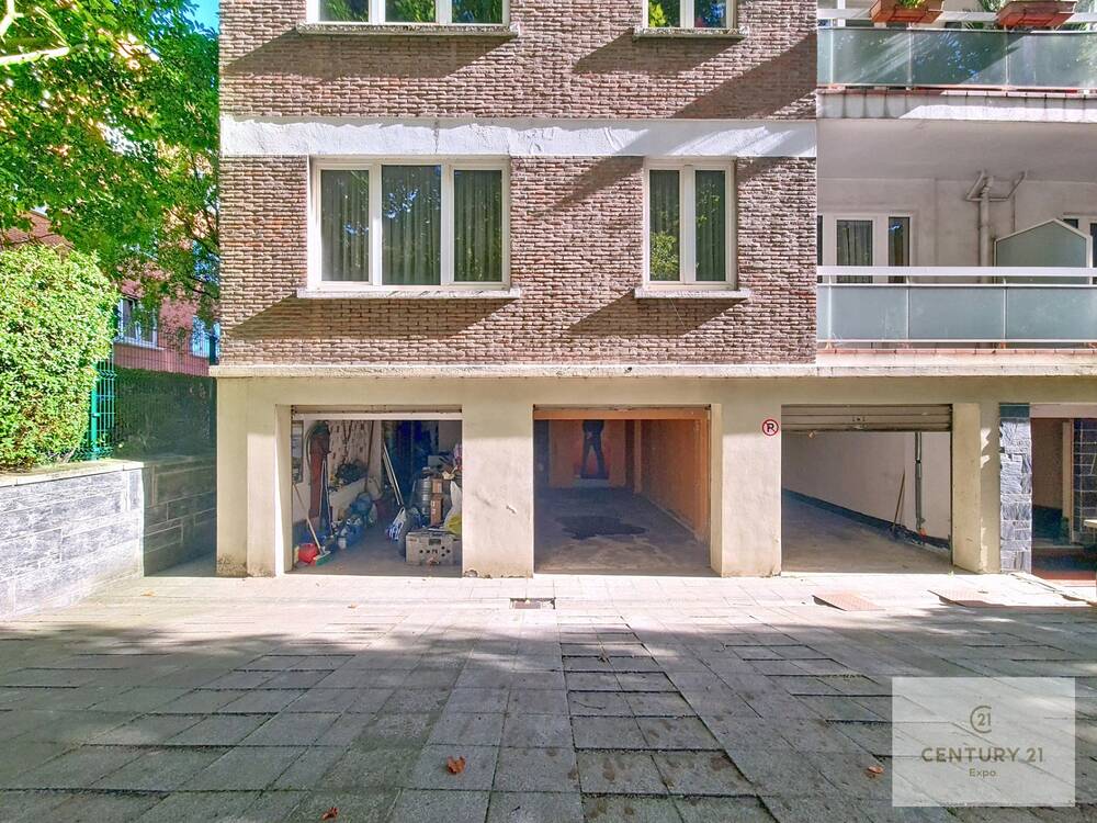 Parking & garage te koop in Laken 1020 45000.00€ slaapkamers m² - Zoekertje 586470