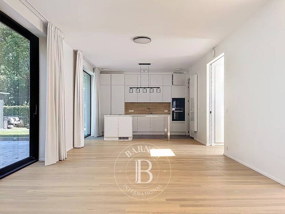 Maison à louer à Uccle 1180 3300.00€ 3 chambres 189.00m² - annonce 586426