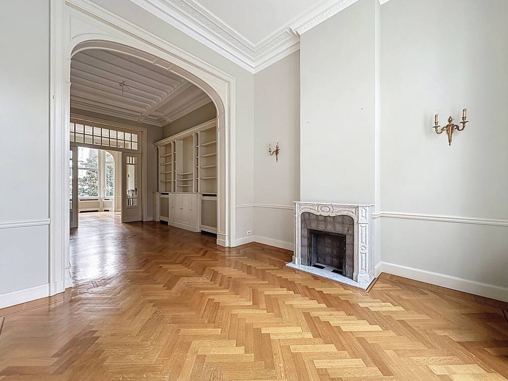 Maison à louer à Uccle 1180 5500.00€ 5 chambres 502.00m² - annonce 586038