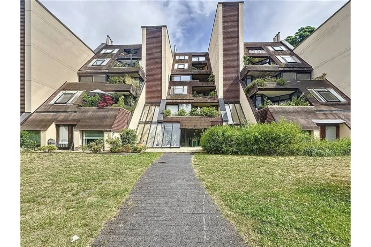 Appartement te  in Brussel 1000 300000.00€ 1 slaapkamers 49.00m² - Zoekertje 587492