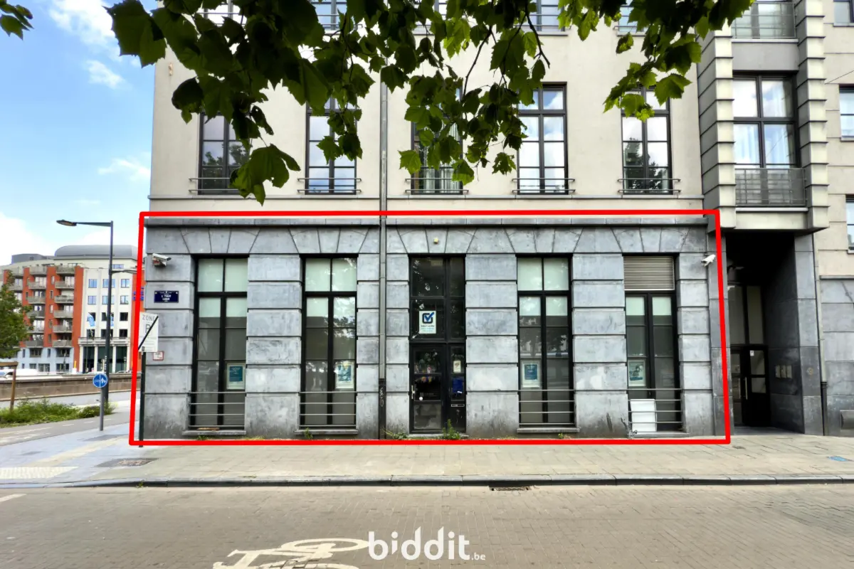 Immeuble mixte à vendre à Bruxelles 1000 400000.00€  chambres m² - annonce 587629