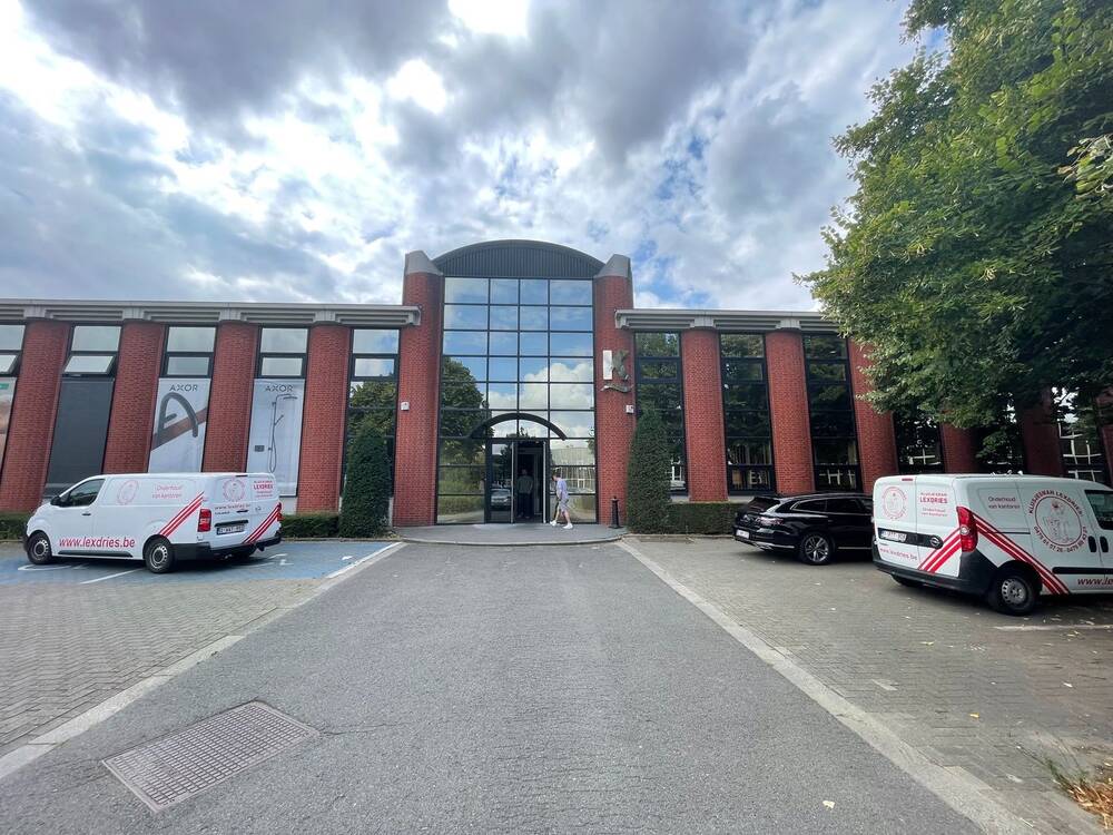 Appartementsgebouw te koop in Anderlecht 1070 795000.00€ slaapkamers 555.00m² - Zoekertje 587826