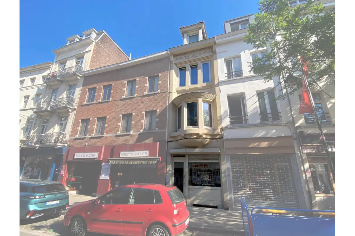 Immeuble mixte à vendre à Bruxelles 1000 435000.00€ 4 chambres 175.00m² - annonce 588389