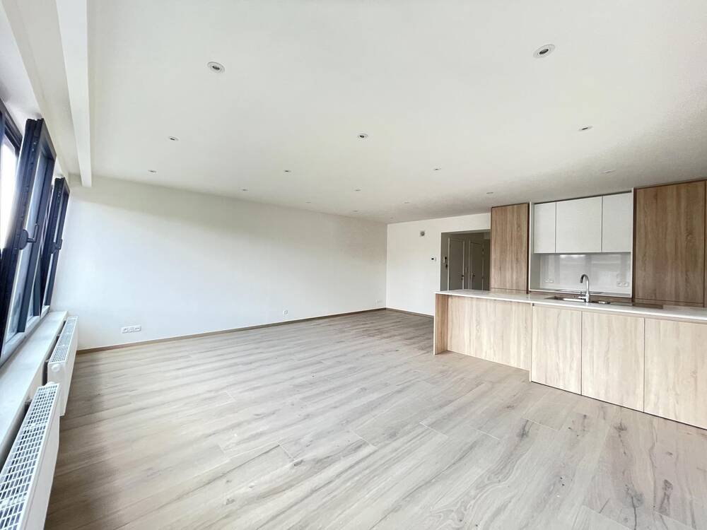 Appartement à louer à Woluwe-Saint-Pierre 1150 1900.00€ 2 chambres 88.00m² - annonce 588382