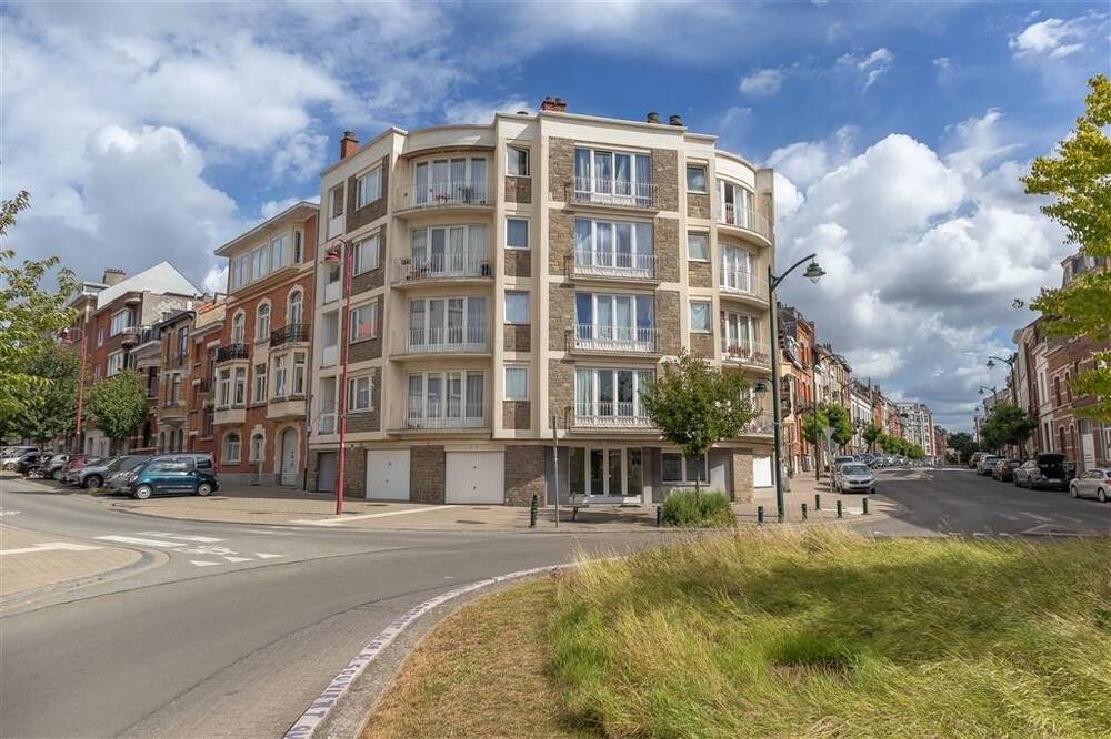 Appartement te in Vorst 1190 262000.00€ 1 slaapkamers 65.00m² - Zoekertje 588005