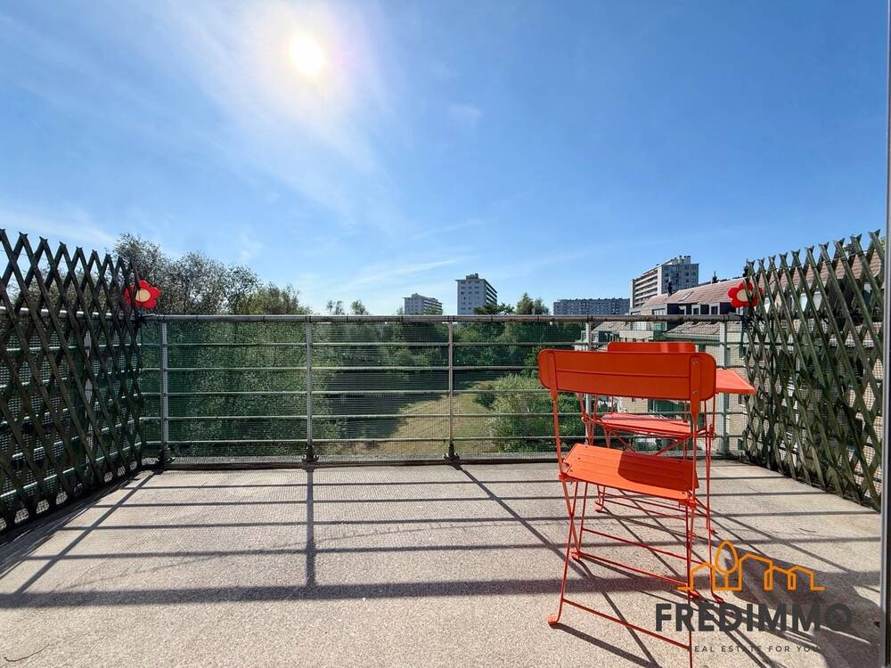 Penthouse à vendre à Woluwe-Saint-Lambert 1200 395000.00€ 2 chambres 91.00m² - annonce 588009