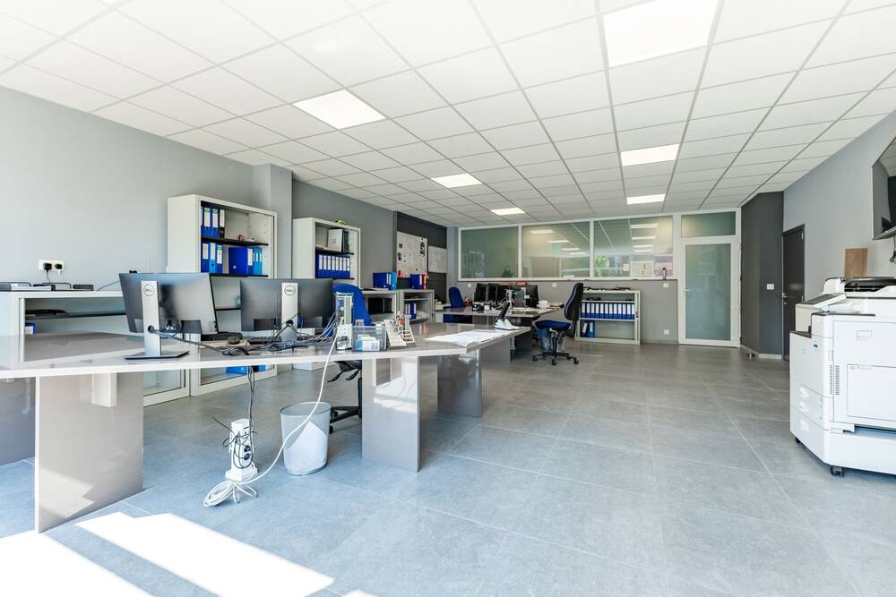 Immeuble mixte à louer à Fayt-lez-Manage 7170 1500.00€ 0 chambres 111.00m² - annonce 588178