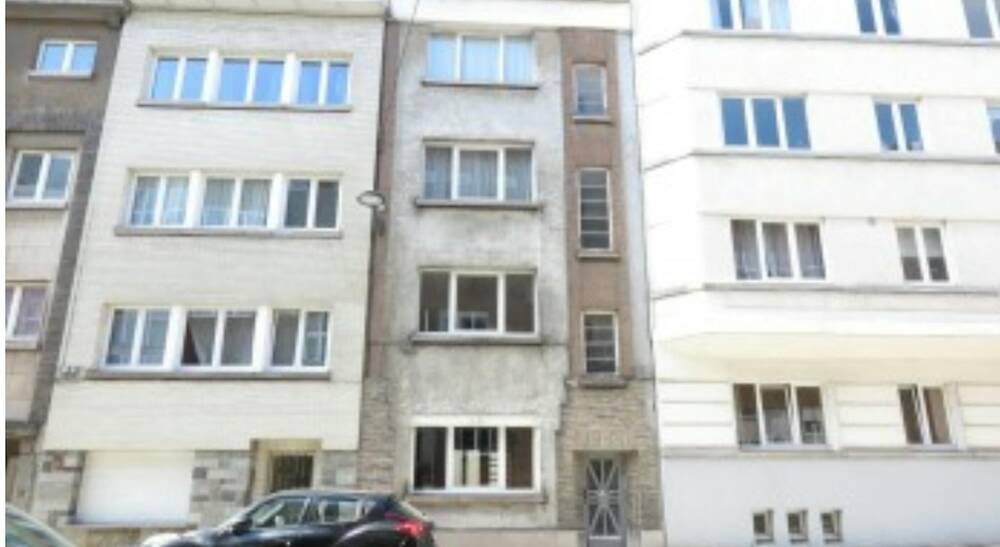 Appartement à louer à Auderghem 1160 800.00€ chambres m² - annonce 588771