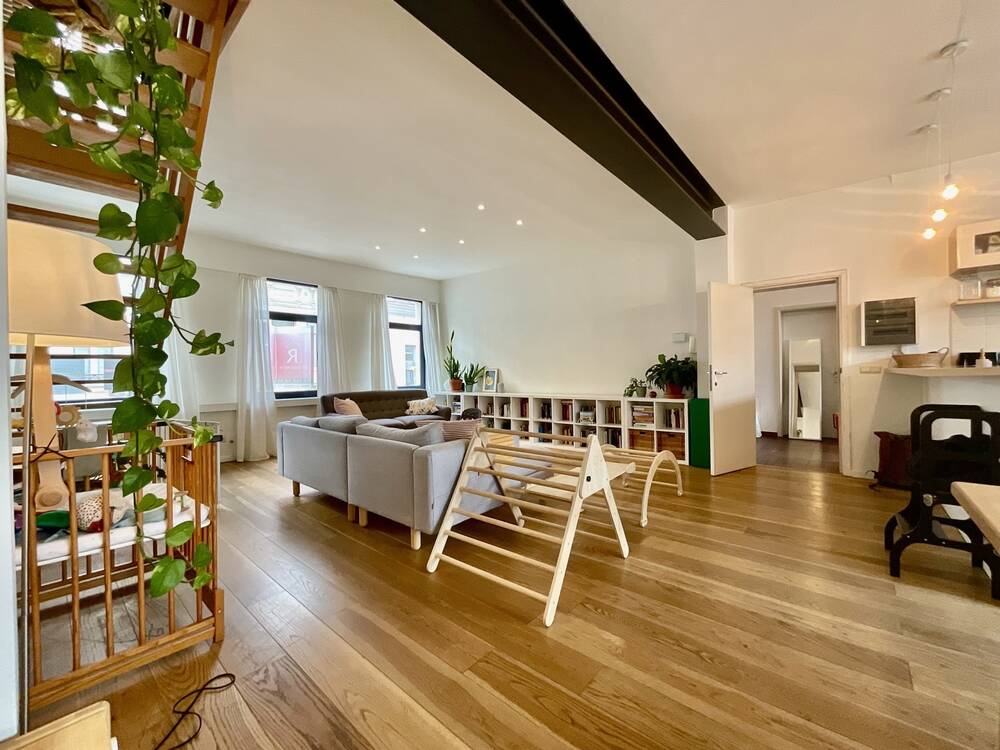 Triplex à vendre à Molenbeek-Saint-Jean 1080 475000.00€ 3 chambres 230.00m² - annonce 589031