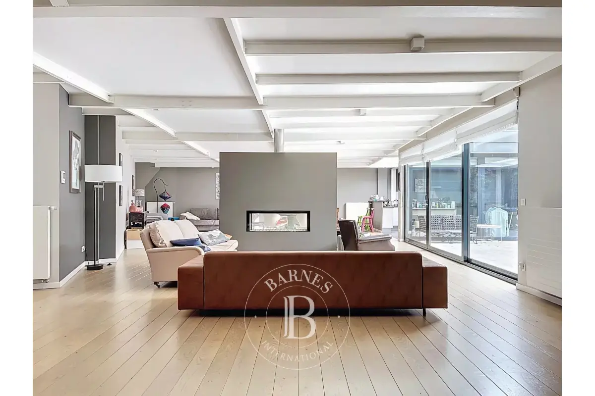 Loft à louer à Etterbeek 1040 4850.00€ 4 chambres 320.00m² - annonce 588783