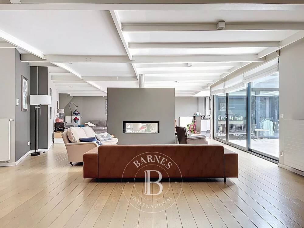 Loft te huur in Etterbeek 1040 4850.00€ 4 slaapkamers 320.00m² - Zoekertje 588783