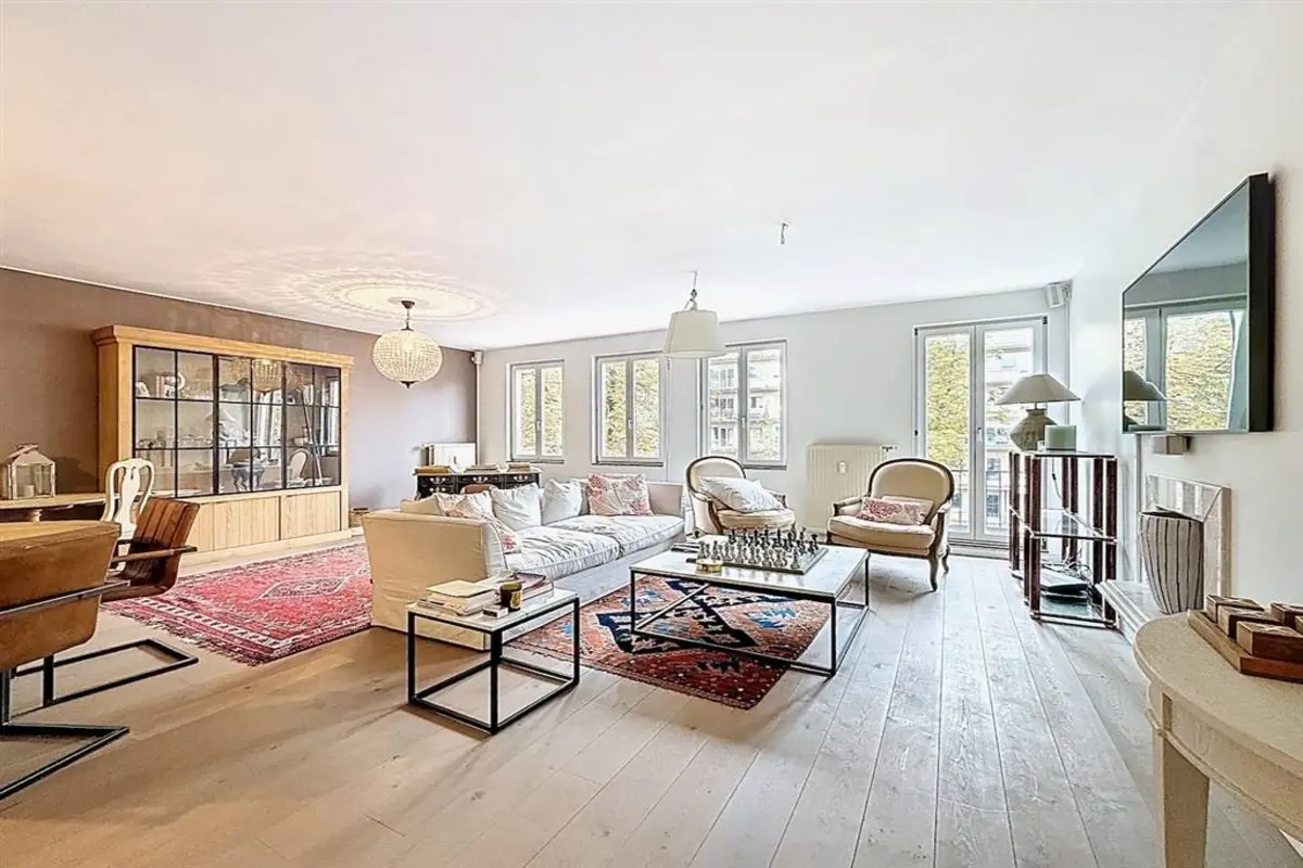 Appartement te  in Ukkel 1180 660000.00€ 3 slaapkamers 160.00m² - Zoekertje 589147