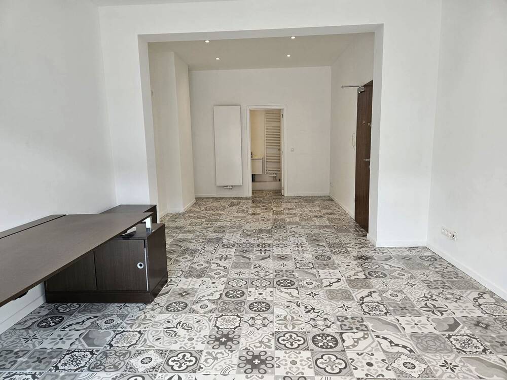Commerce à vendre à Ixelles 1050 185000.00€ chambres 40.00m² - annonce 590484