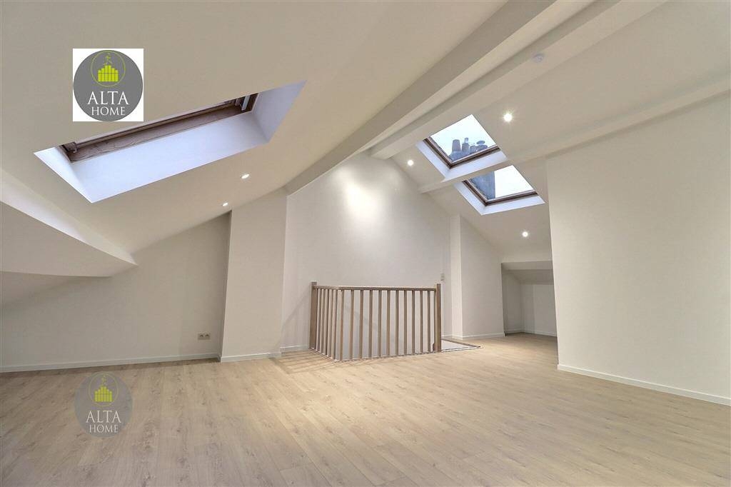 Appartement te in Etterbeek 1040 1600.00€ 2 slaapkamers 120.00m² - Zoekertje 590876