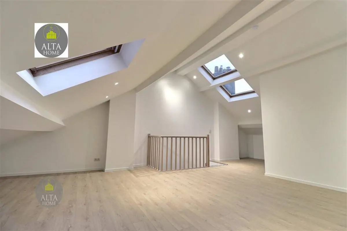 Appartement à  à Etterbeek 1040 1500.00€ 1 chambres 120.00m² - annonce 590876
