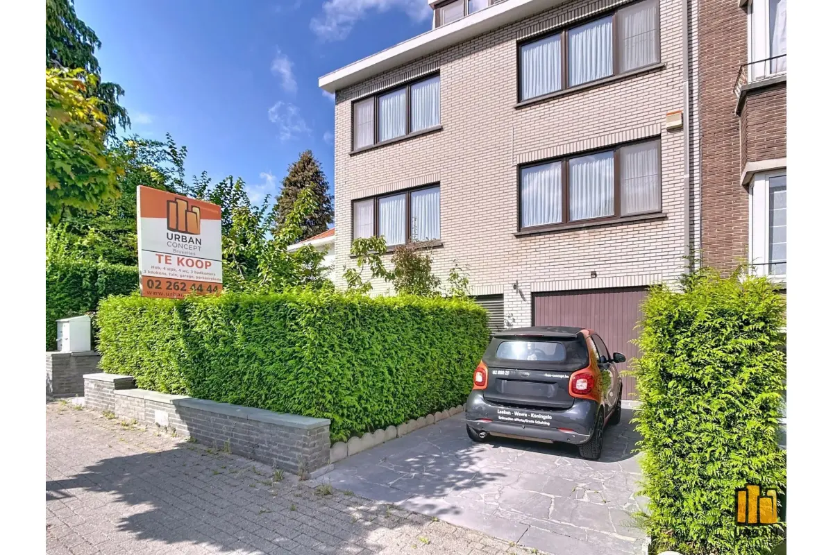 Huis te  in Strombeek-Bever 1853 649000.00€ 4 slaapkamers 256.00m² - Zoekertje 590276