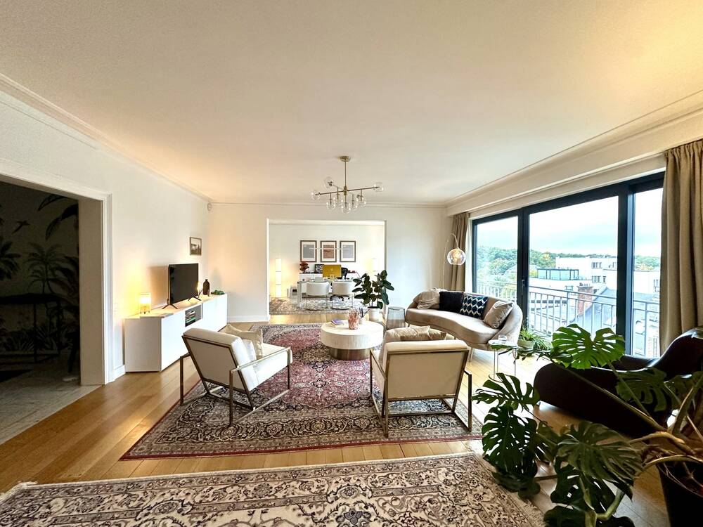 Appartement te in Brussel 1000 3400.00€ 4 slaapkamers 205.00m² - Zoekertje 590963