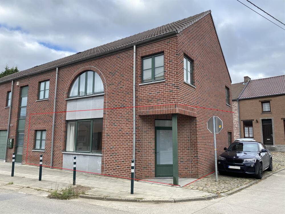 Rez-de-chaussée à louer à Mellet 6211 800.00€ 2 chambres 83.00m² - annonce 590959