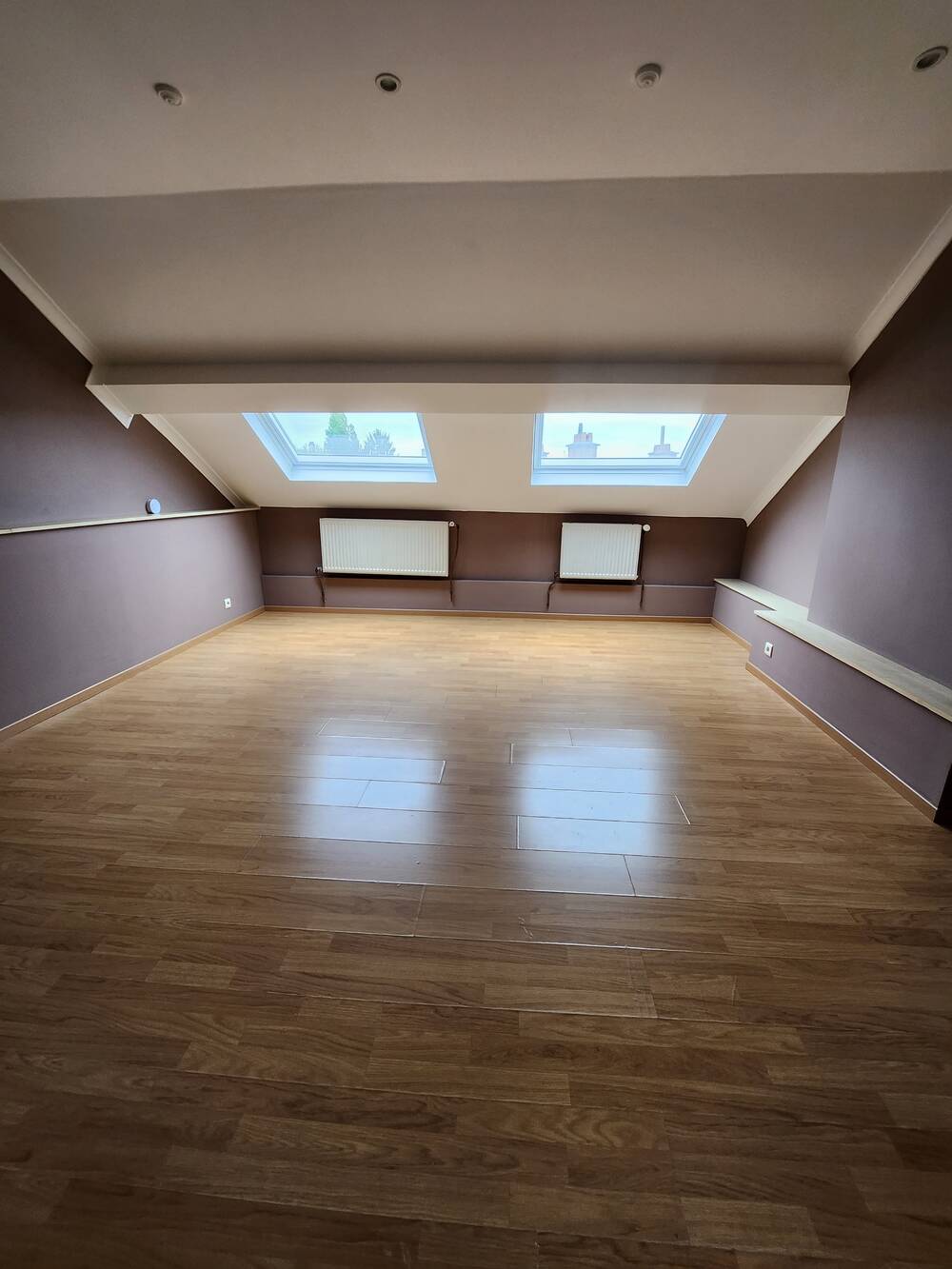 Appartement à louer à Molenbeek-Saint-Jean 1080 585.00€ 1 chambres 35.00m² - annonce 590815