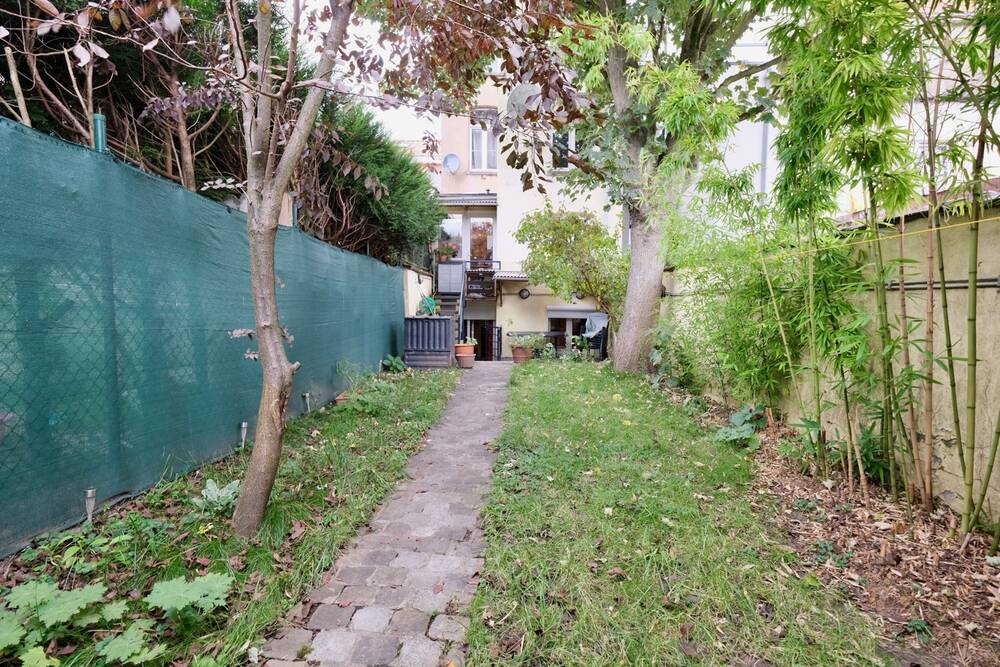 Duplex à vendre à Molenbeek-Saint-Jean 1080 299000.00€ 3 chambres 126.00m² - annonce 590614