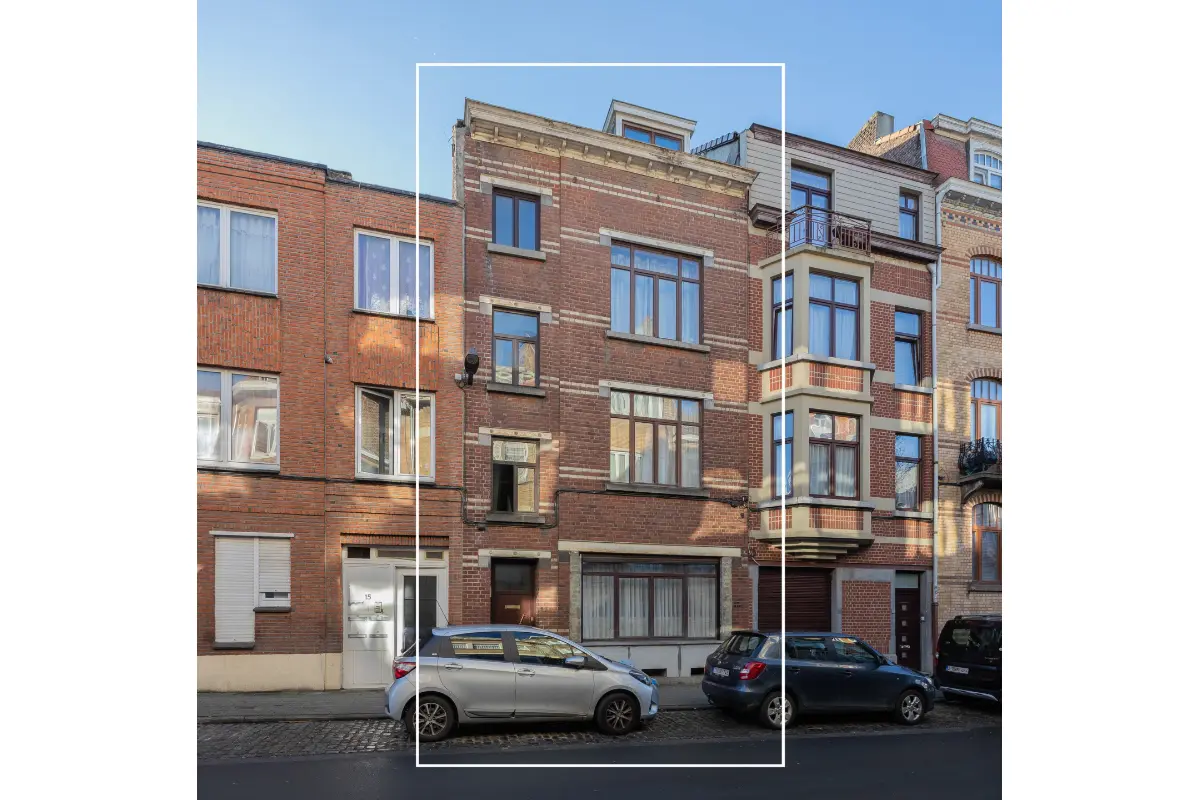 Huis te  koop in Vorst 1190 900000.00€ 8 slaapkamers 350.00m² - Zoekertje 590226
