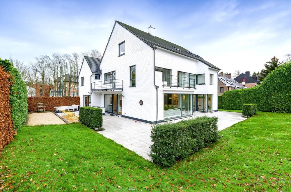 Huis te koop in Sint-Pieters-Woluwe 1150 2250000.00€ 8 slaapkamers 456.00m² - Zoekertje 590961