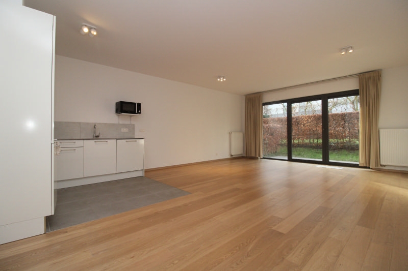 Rez-de-chaussée à louer à Auderghem 1160 1600.00€ 2 chambres 90.00m² - annonce 590974