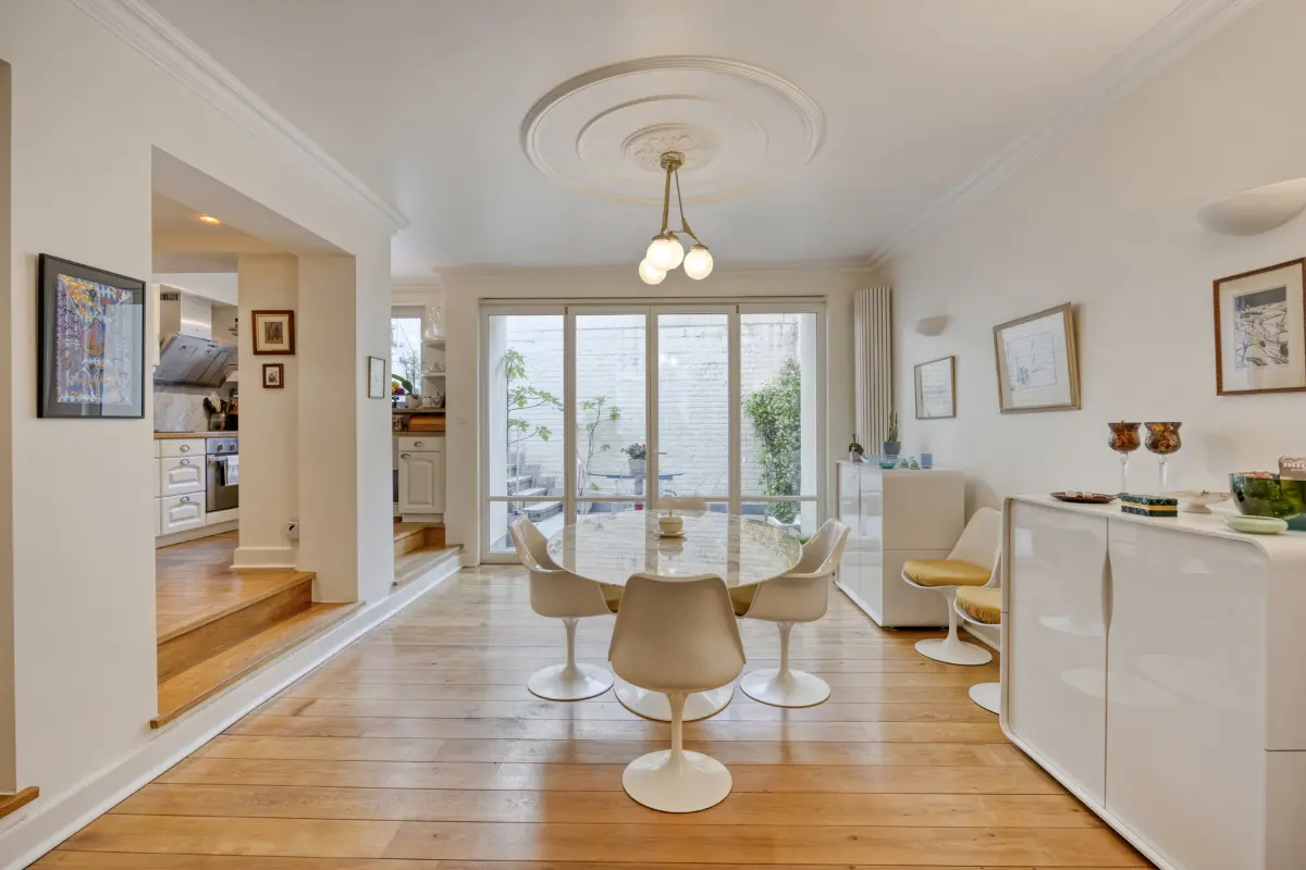 Herenhuis te  koop in Brussel 1000 1160000.00€ 4 slaapkamers 268.00m² - Zoekertje 591852