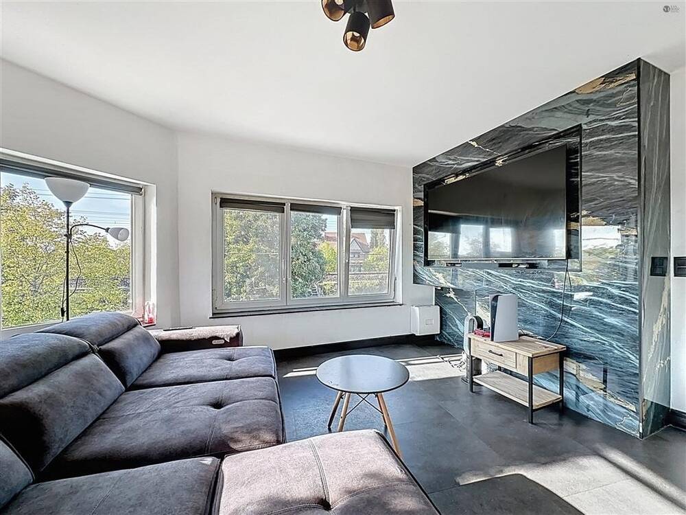 Penthouse à vendre à Saint-Nicolas 9100 189000.00€ 2 chambres 62.00m² - annonce 591910