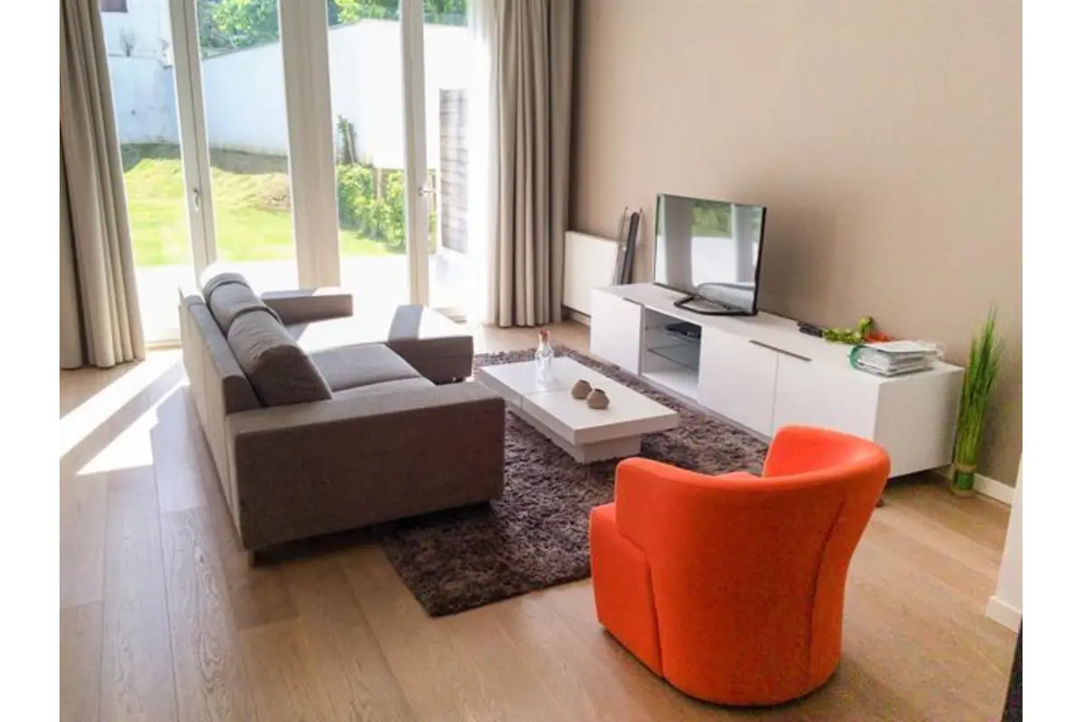 Benedenverdieping te  huur in Elsene 1050 2850.00€ 3 slaapkamers 130.00m² - Zoekertje 591391