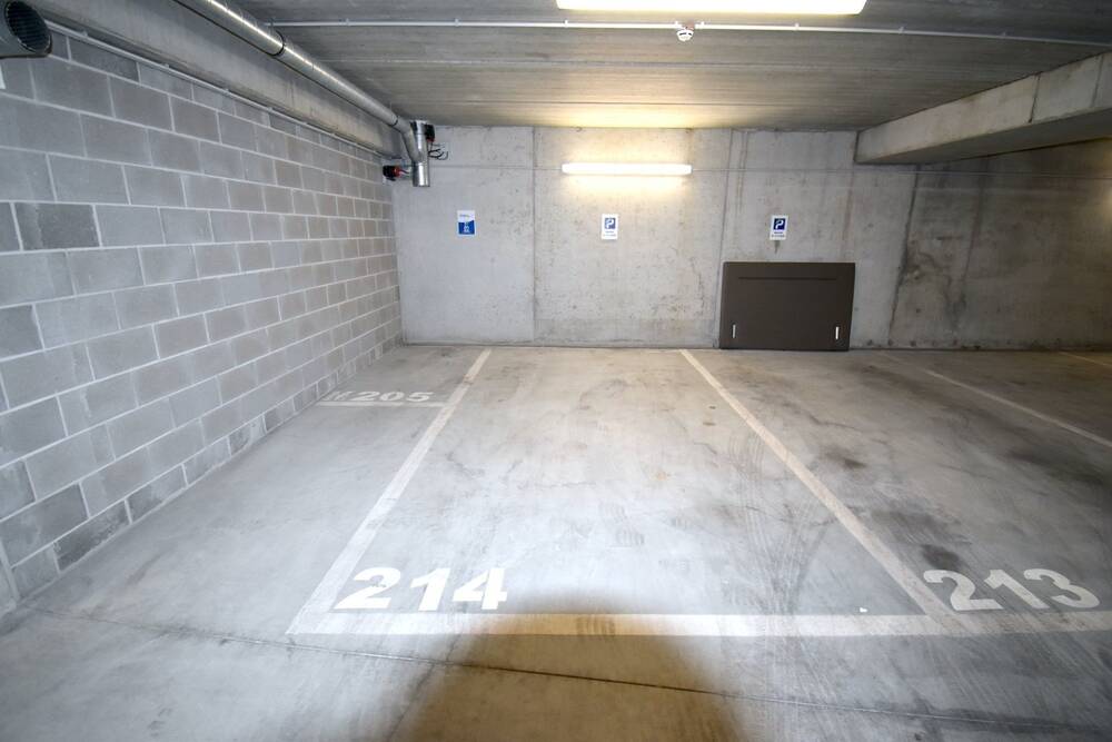 Box à vendre à Bruxelles 1000 27000.00€ chambres m² - annonce 592332