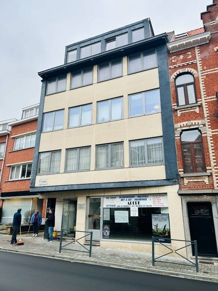 Handelszaak te koop in Sint-Lambrechts-Woluwe 1200 250000.00€ slaapkamers 100.00m² - Zoekertje 592159