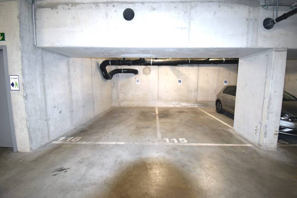 Parking à à Bruxelles 1000 27000.00€ chambres m² - annonce 592330