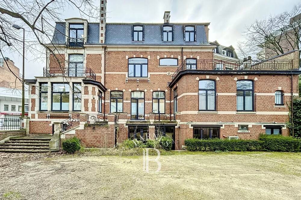 Handelszaak te huur in Elsene 1050 18000.00€ slaapkamers 1100.00m² - Zoekertje 592190