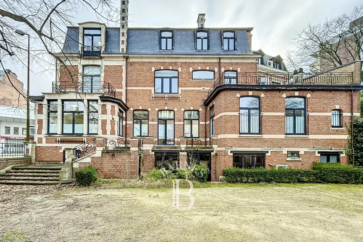 Commerce à louer à Ixelles 1050 18000.00€  chambres 1100.00m² - annonce 592190