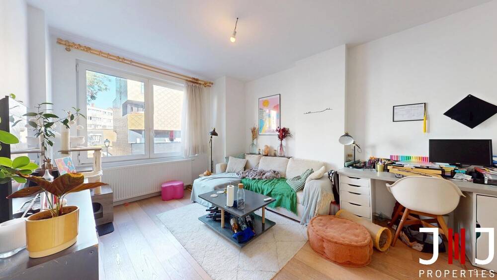 Appartement à vendre à Forest 1190 220000.00€ 1 chambres 57.00m² - annonce 592820