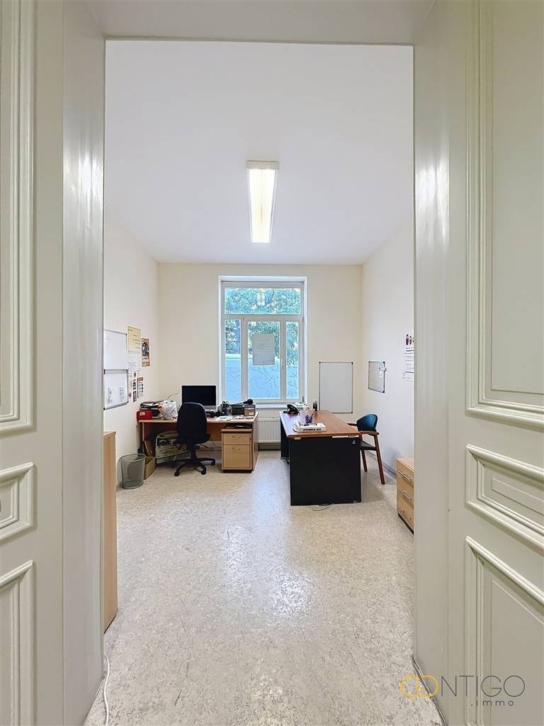 Commerce à louer à Anderlecht 1070 2100.00€ chambres 225.00m² - annonce 592872
