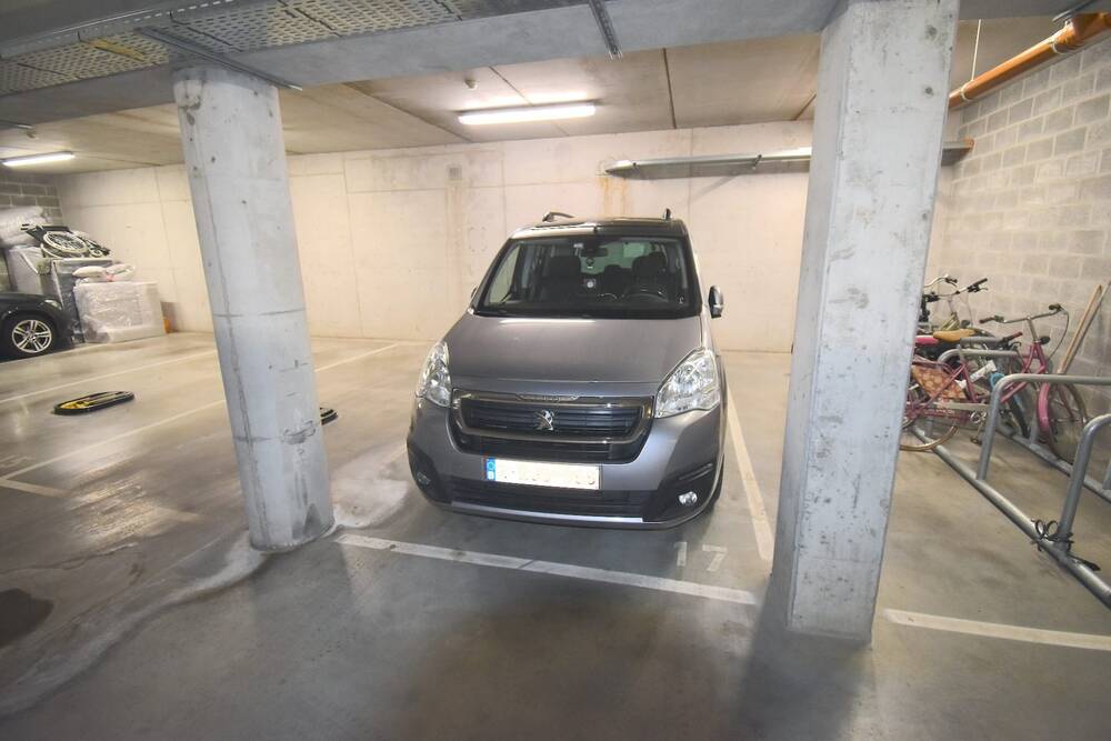 Parking & garage te koop in Anderlecht 1070 28000.00€ slaapkamers m² - Zoekertje 592341