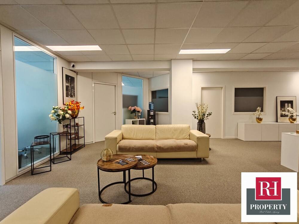 Handelszaak te huur in Elsene 1050 500.00€ slaapkamers 13.00m² - Zoekertje 593989