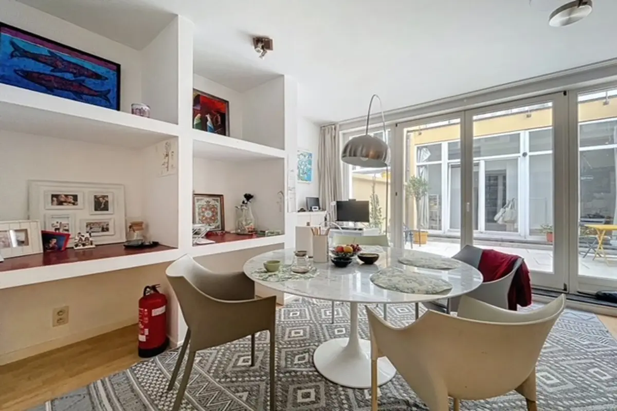 Benedenverdieping te  huur in Etterbeek 1040 1740.00€ 2 slaapkamers m² - Zoekertje 595205