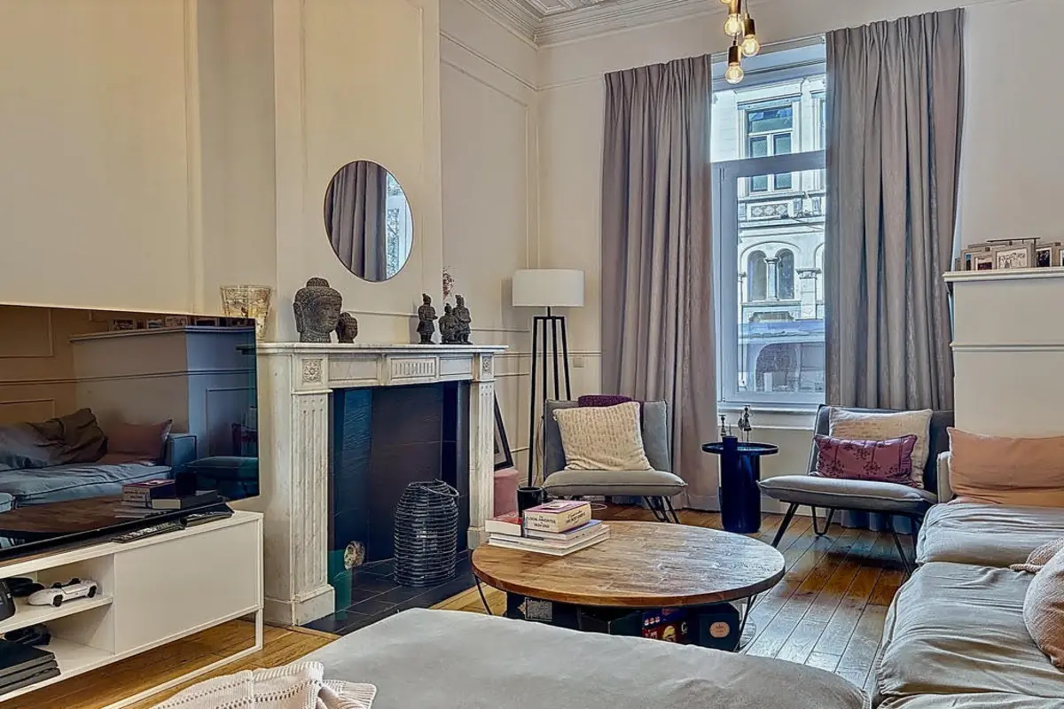 Huis te koop in Brussel 1000 1050000.00€ 4 slaapkamers 320.00m² - Zoekertje 595166