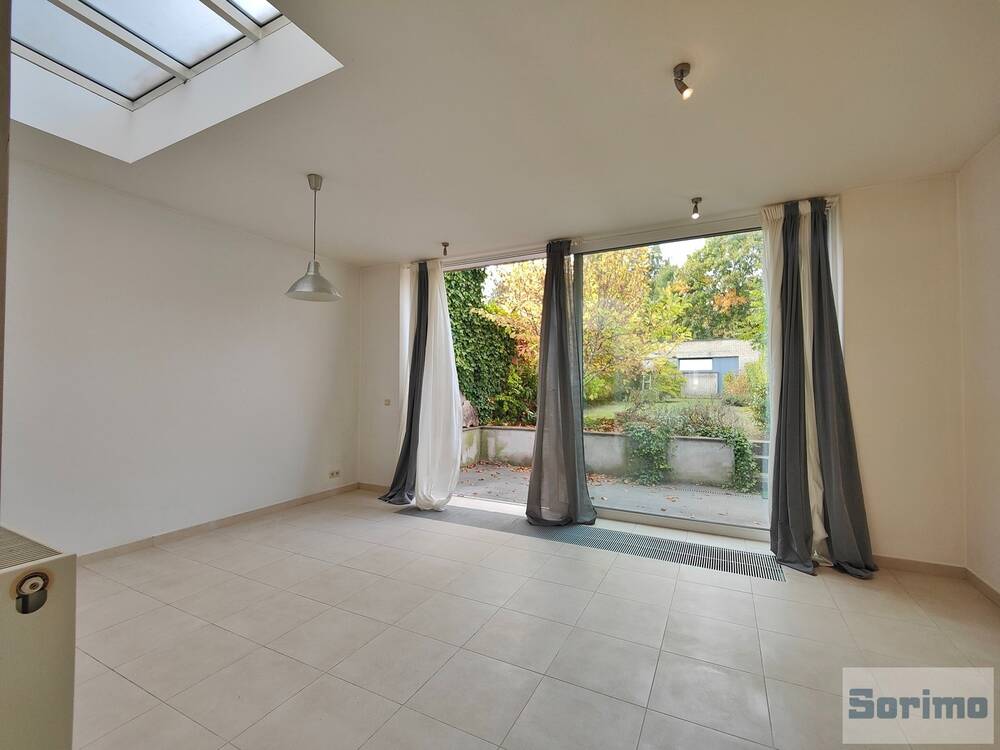 Rez-de-chaussée à louer à Woluwe-Saint-Pierre 1150 1200.00€ 1 chambres 77.00m² - annonce 594706