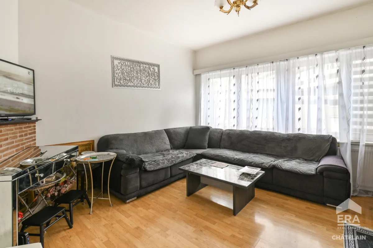 Autre à vendre à Saint-Josse-ten-Noode 1210 990000.00€ 0 chambres 200.00m² - annonce 595246