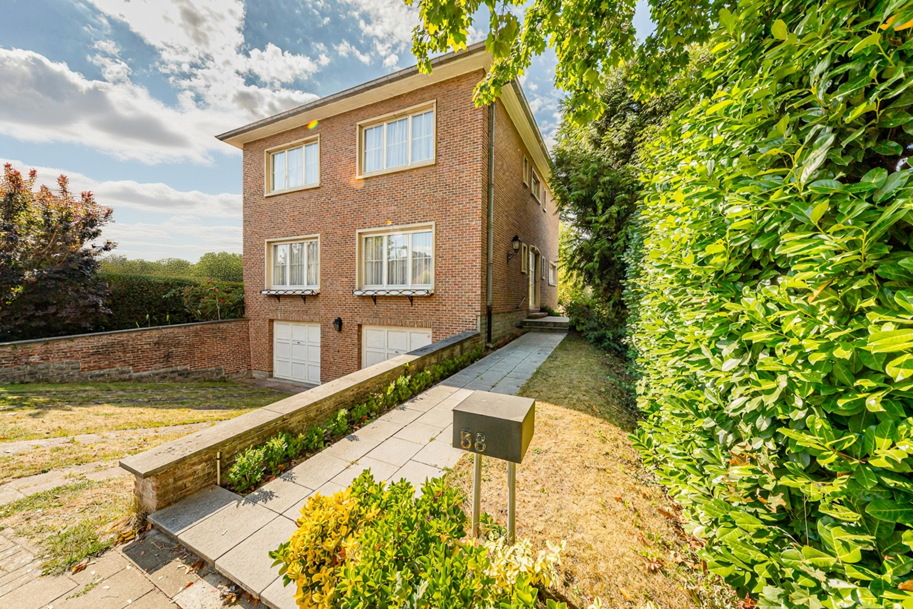 Huis te koop in Sint-Pieters-Woluwe 1150 1100000.00€ 5 slaapkamers 293.00m² - Zoekertje 594478