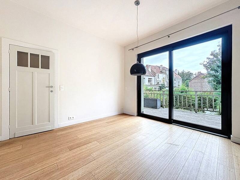 Maison à louer à Uccle 1180 2200.00€ 3 chambres 196.00m² - annonce 594439
