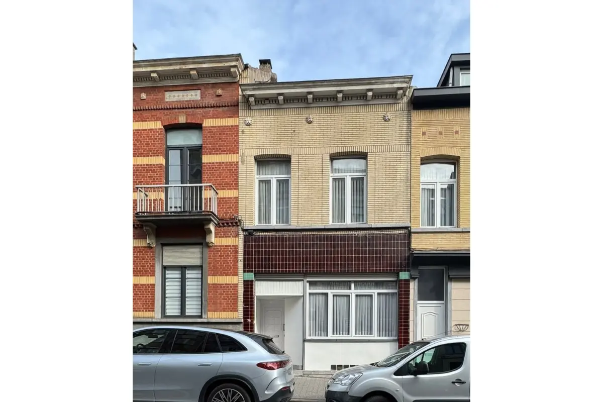 Maison à vendre à Molenbeek-Saint-Jean 1080 349000.00€  chambres m² - annonce 594281