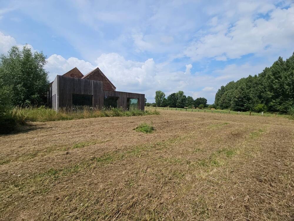 Autre à vendre à Gammerages 1570 485000.00€  chambres m² - annonce 594285