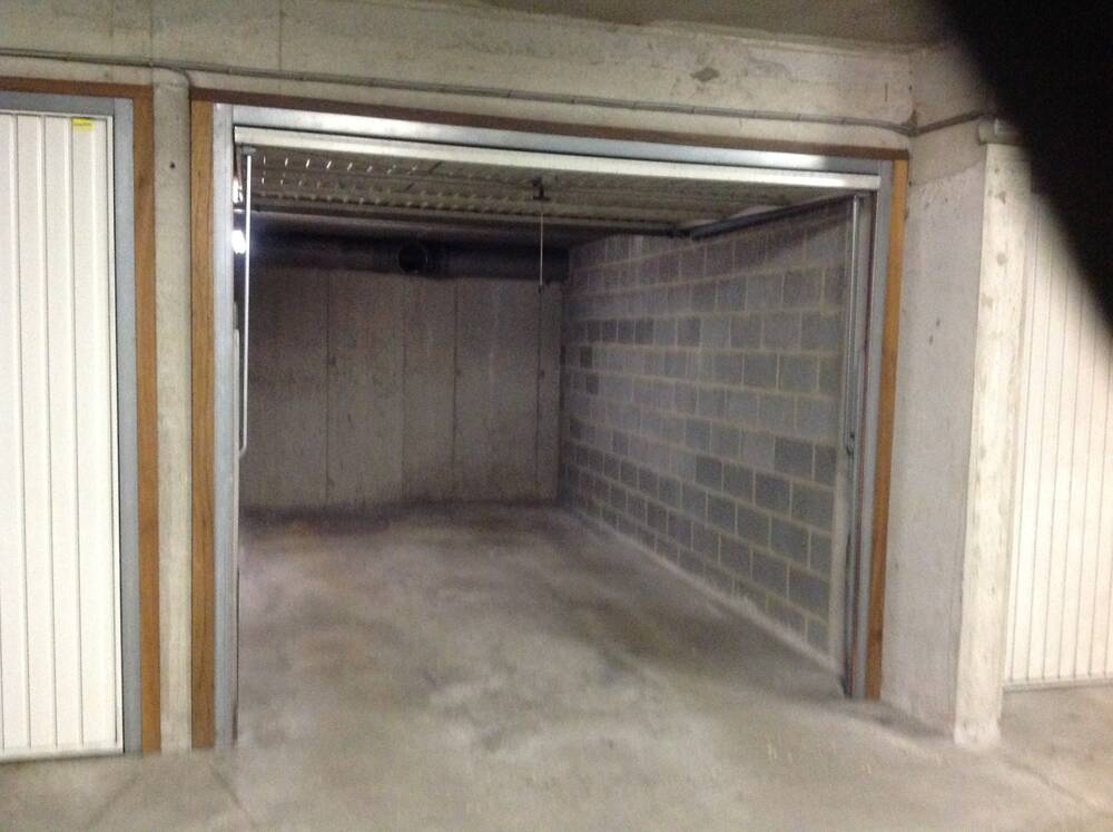 Parking / garage à vendre à Auderghem 1160 35000.00€ chambres m² - annonce 595431